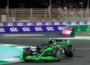 开云在线直播-包含索伯车队碾压威廉姆斯，塞恩斯关键制胜的词条