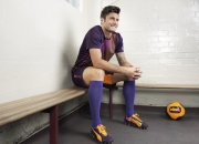 开云体育直播-赛道与球场的双重奏，福克斯的F1统治与灰熊的极限险胜