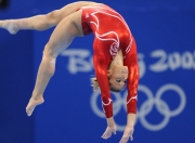 开云体育平台APP-南美铁骑终结不败神话，拉什福德硬仗封王—足球世界的双重启示