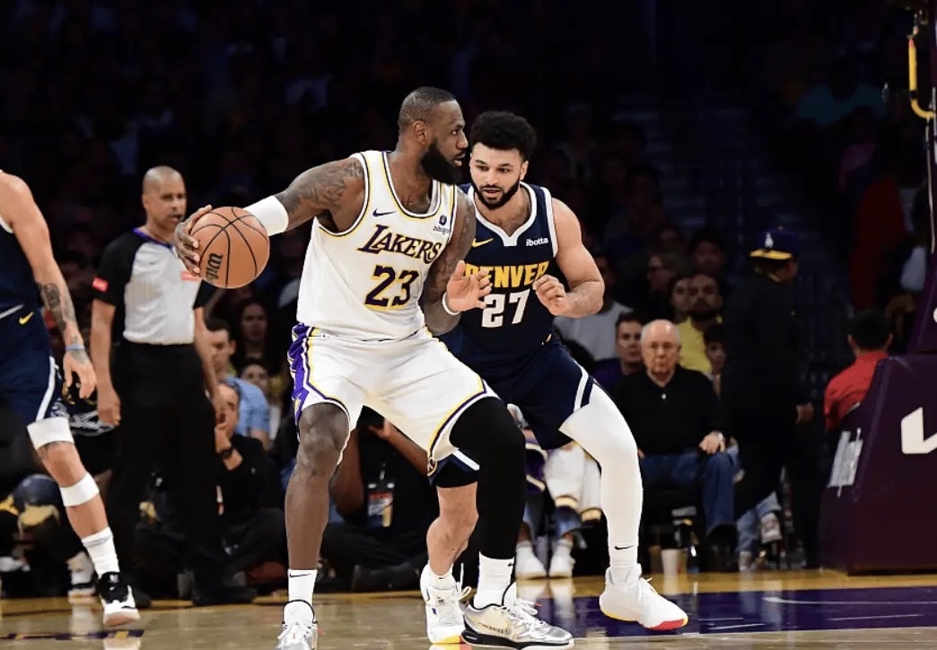 湖人击败掘金,继续保持对抗上风的简单介绍 湖人击败掘金,继续保持对抗上风的简单介绍