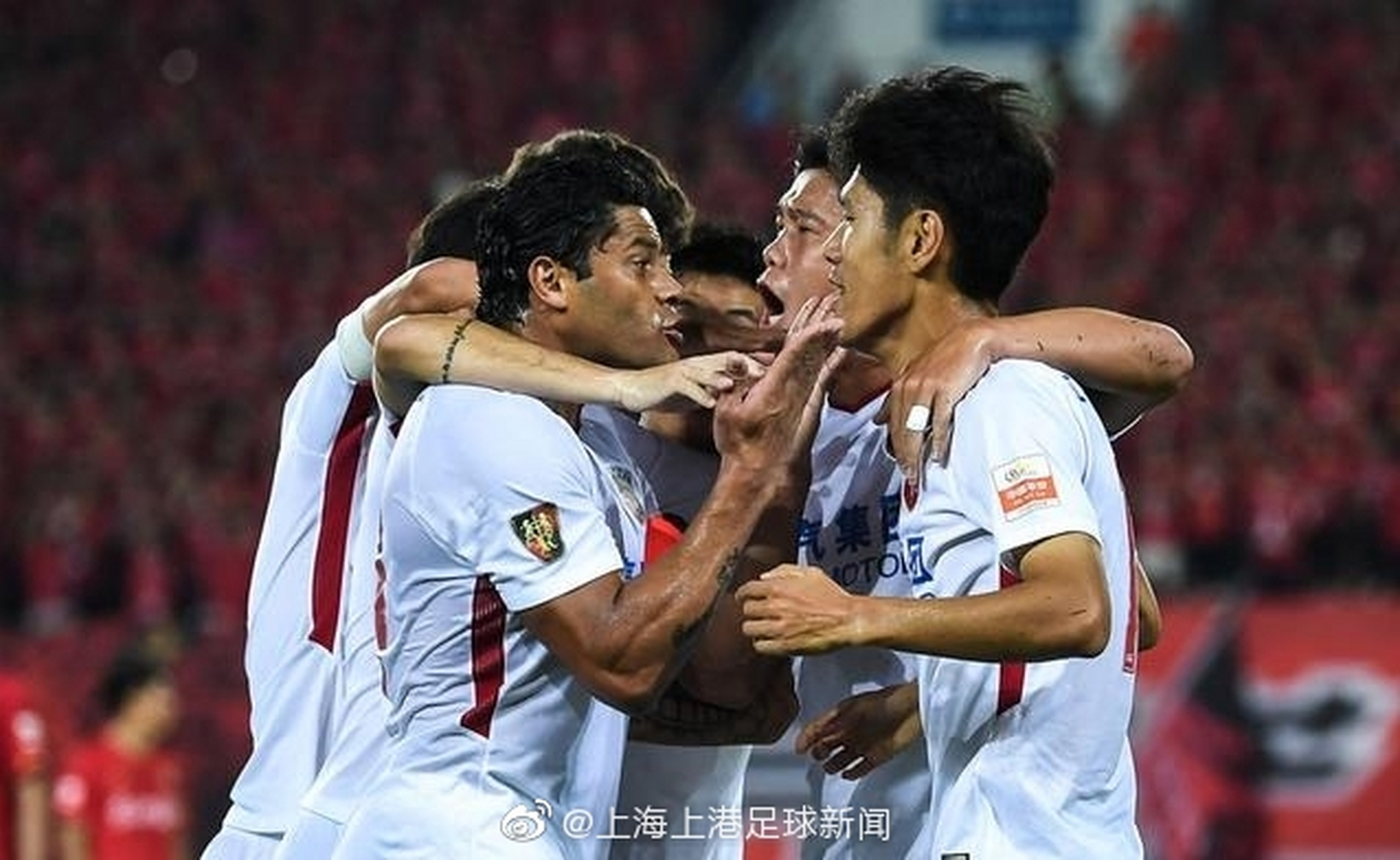 上海上港客场逆转，力保前三的简单介绍