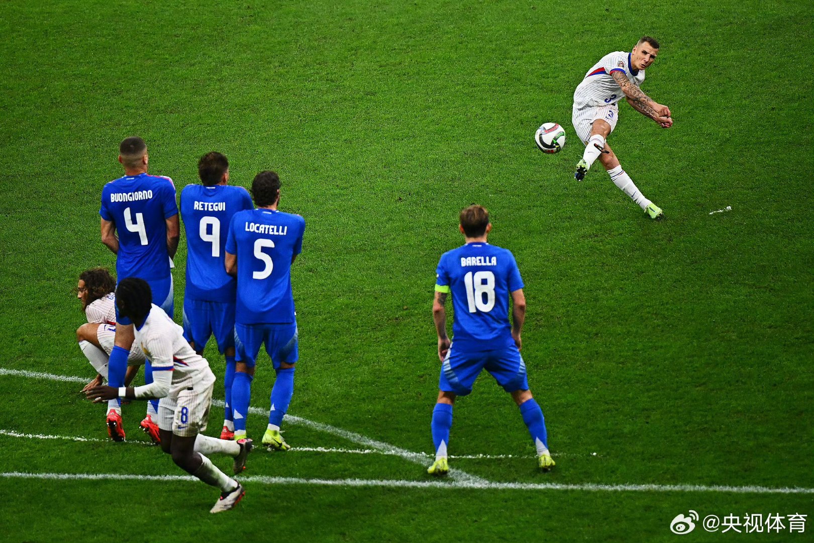 关于意大利篮球超级联赛临近尾声，各队积极备战决战的信息