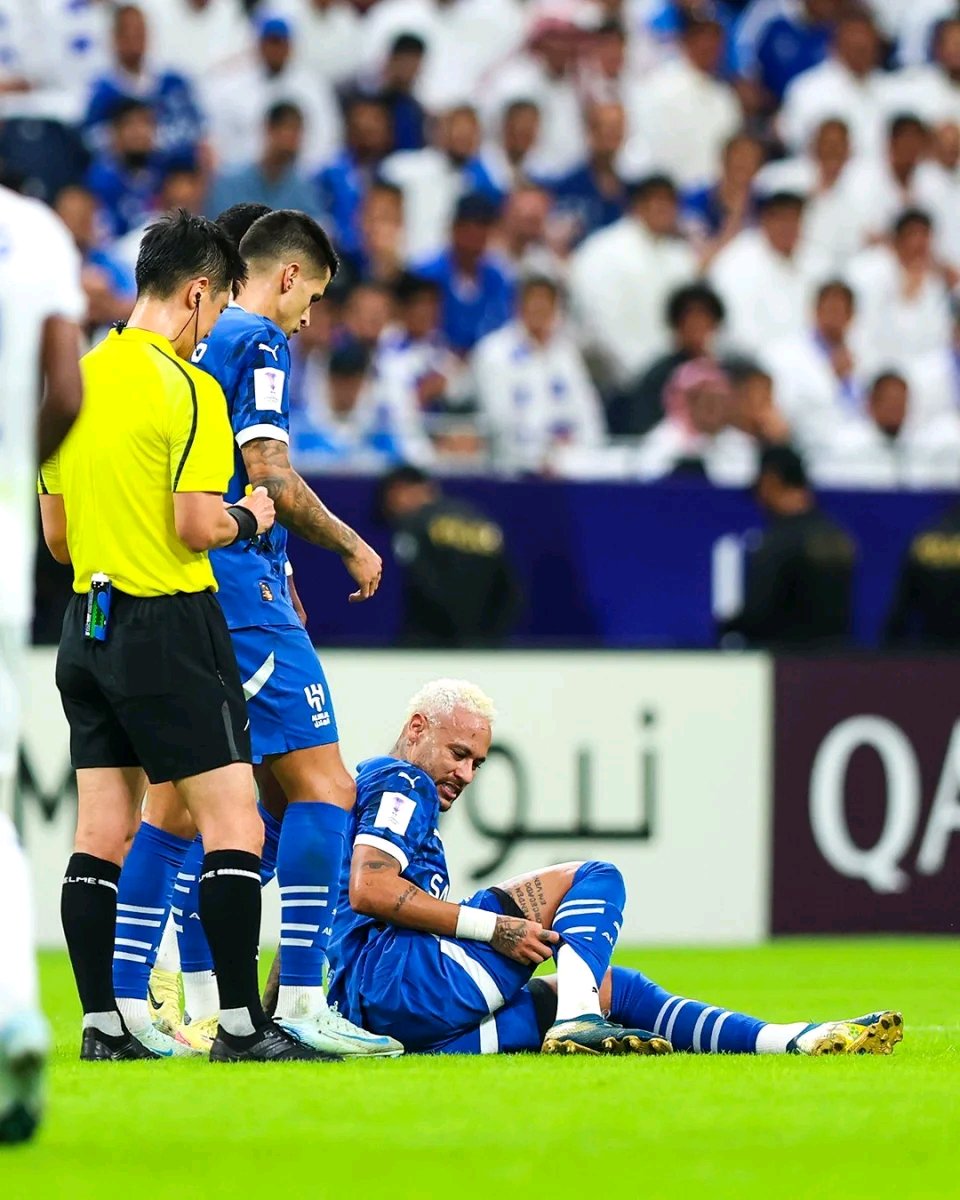 关于里昂队员因伤退出下一场比赛的信息