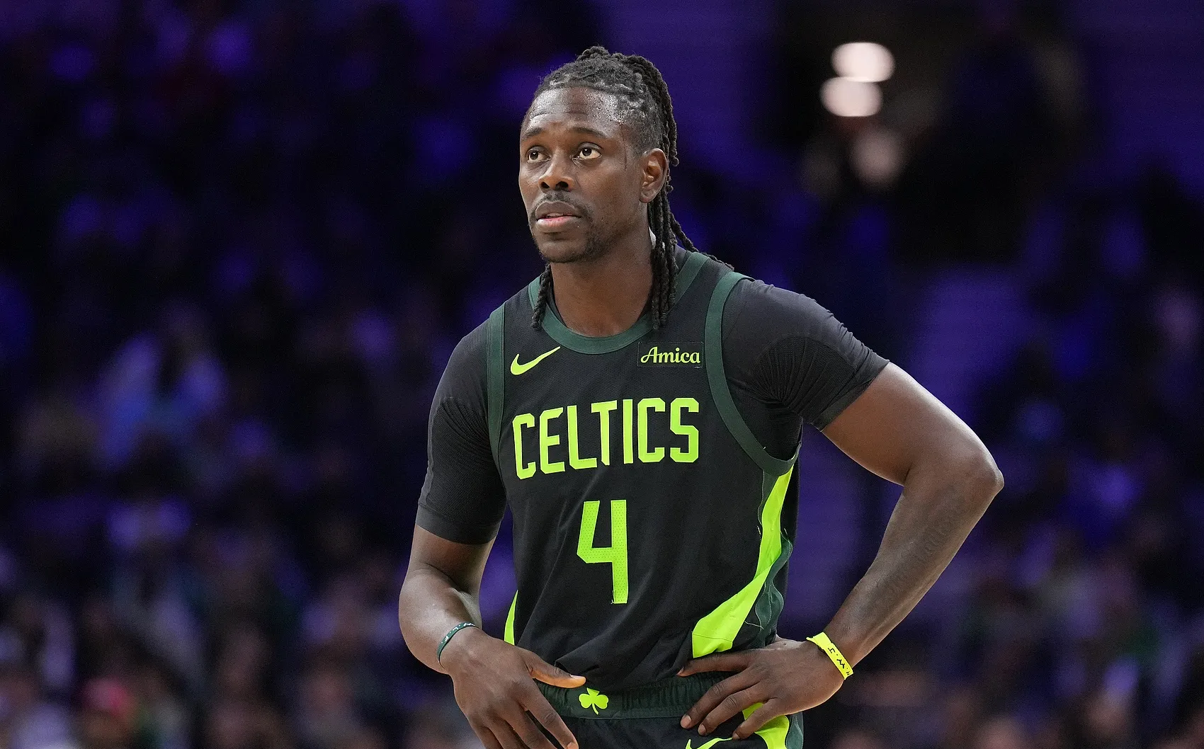 加拿大男篮鏖战湖人，波尔津吉斯绝境逆转的简单介绍