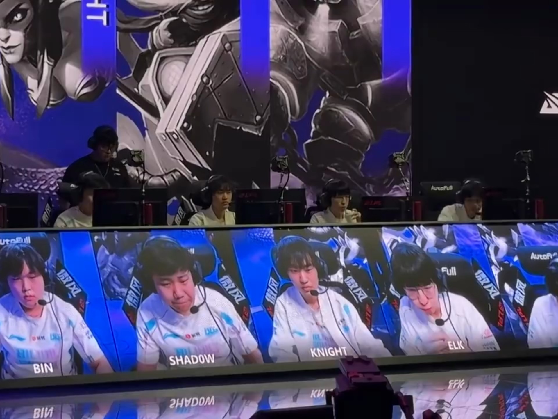 关于IG横扫FLY，Knight爆发神勇的信息