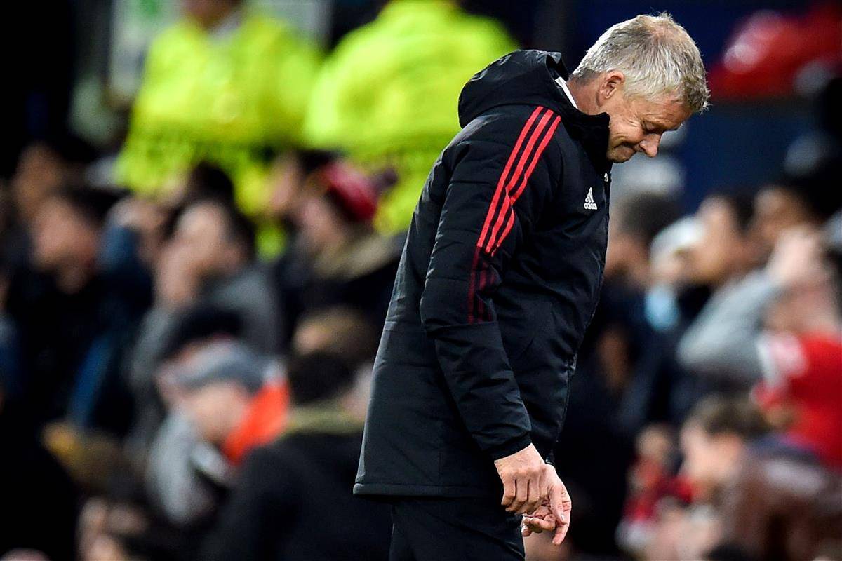 曼联逼平沃特福德,缓解危机 曼联逼平沃特福德,缓解危机